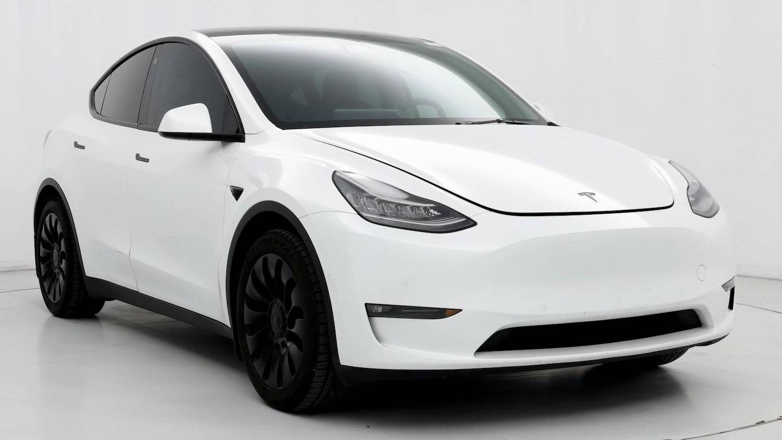 TESLA MODEL Y 2021 5YJYGAEE2MF245379 image